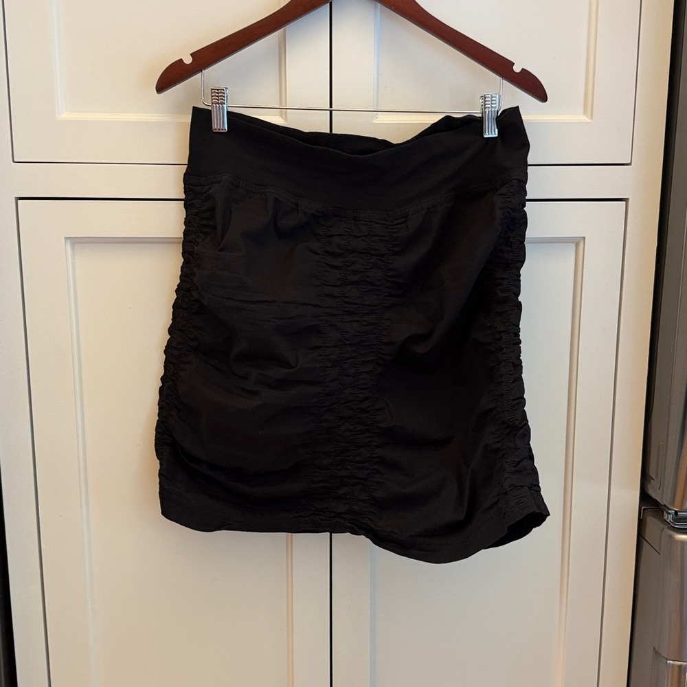 Black Ruched Mini Skirt